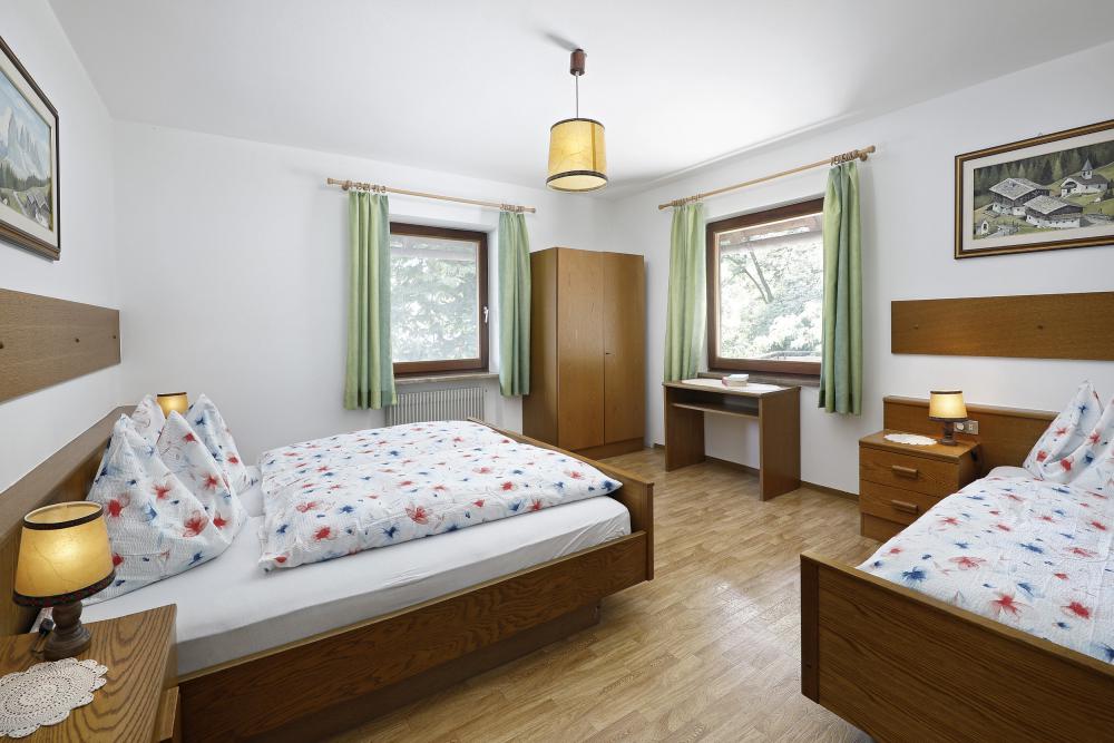 Ferienwohnung Dolomiten - Dreibettzimmer
